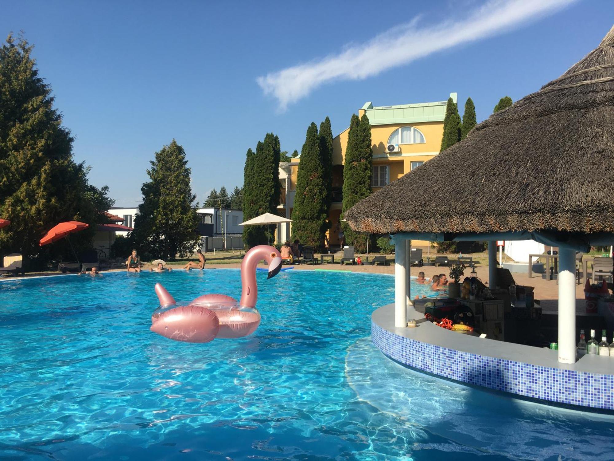 Ocean Apartment Сиофок Екстериор снимка